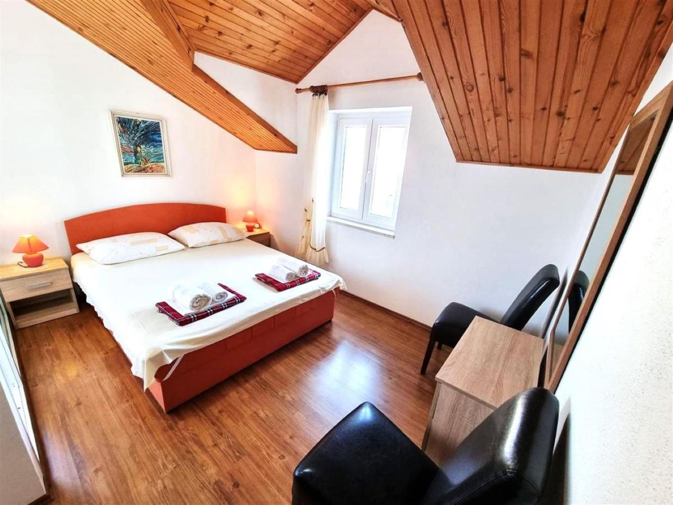 Apartmani Banic Постира Екстериор снимка
