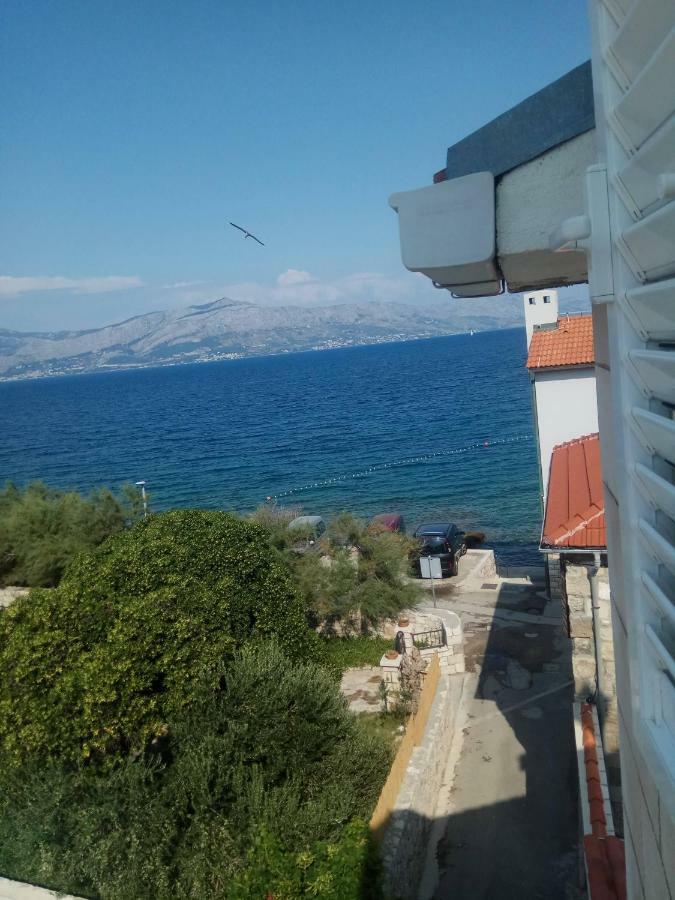 Apartmani Banic Постира Екстериор снимка